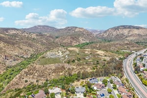 Mission Vista Dr-S0105-057.jpg