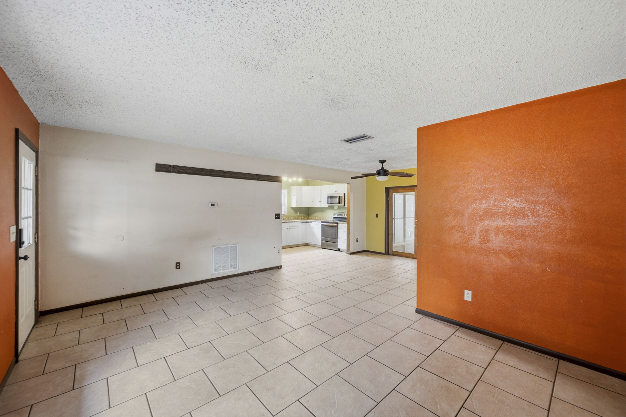 Interiors (2)