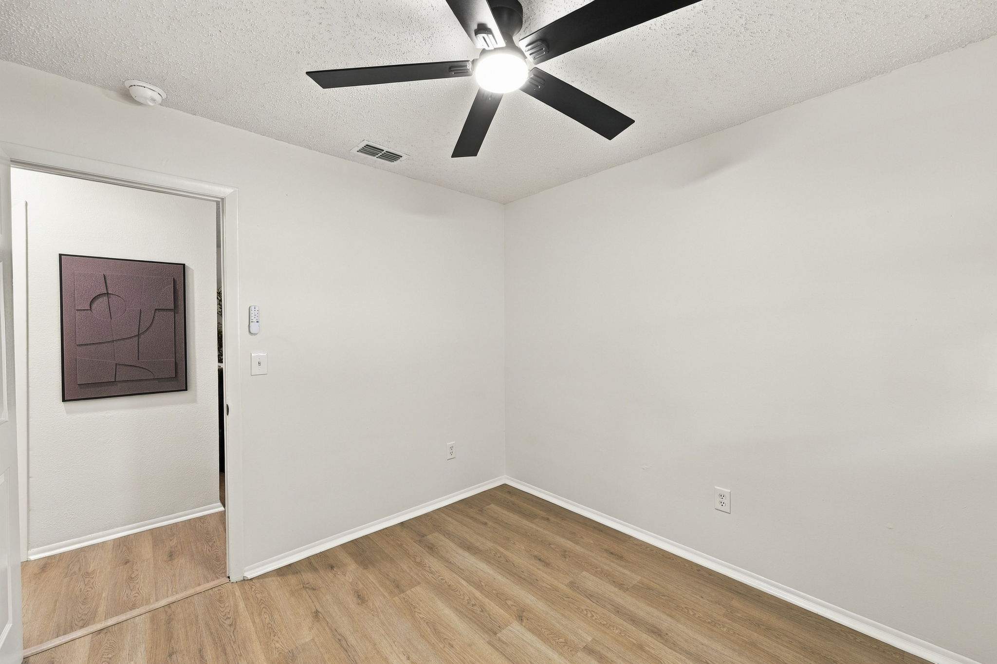 Interiors (26)
