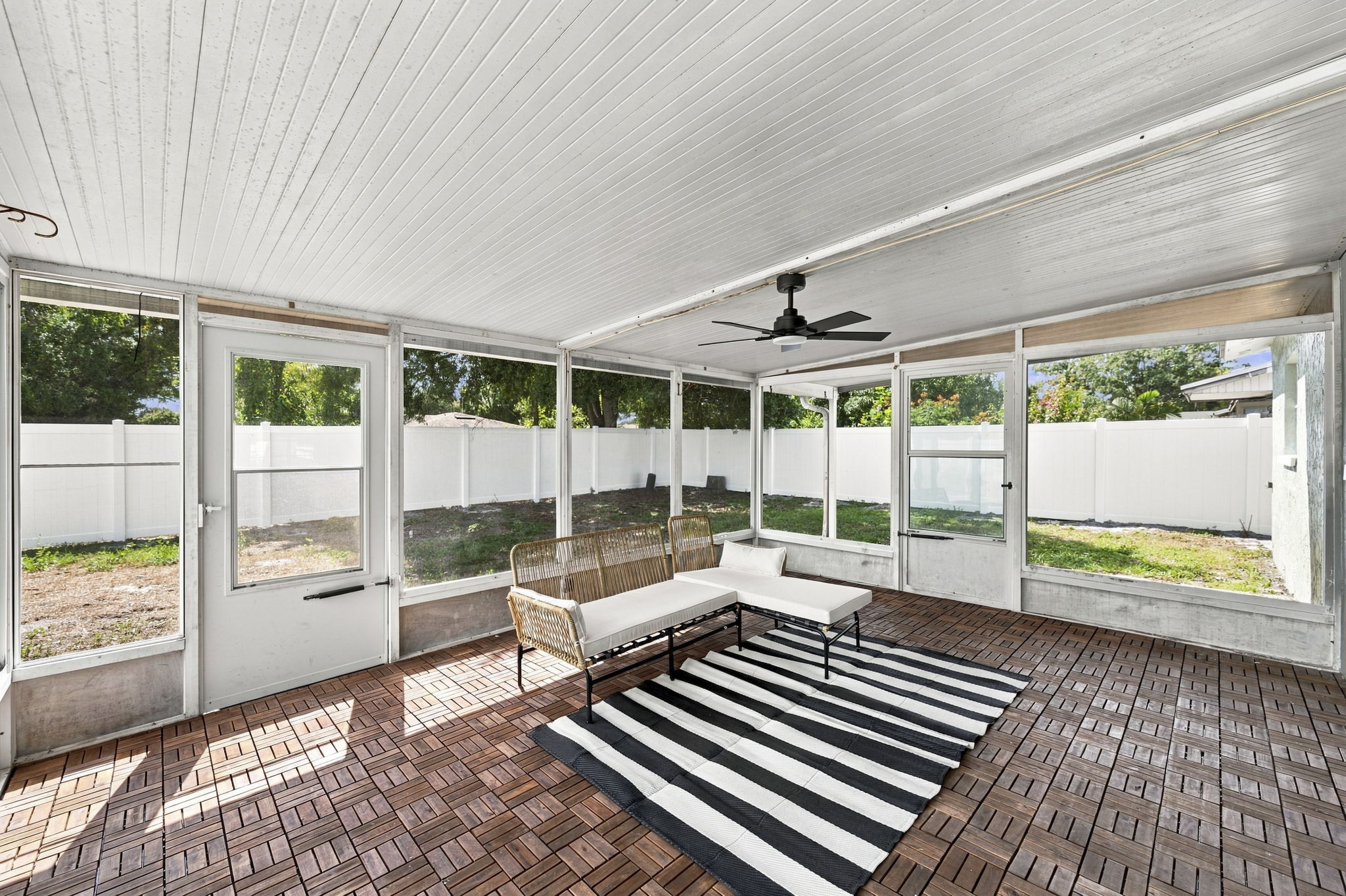 Interiors (29)