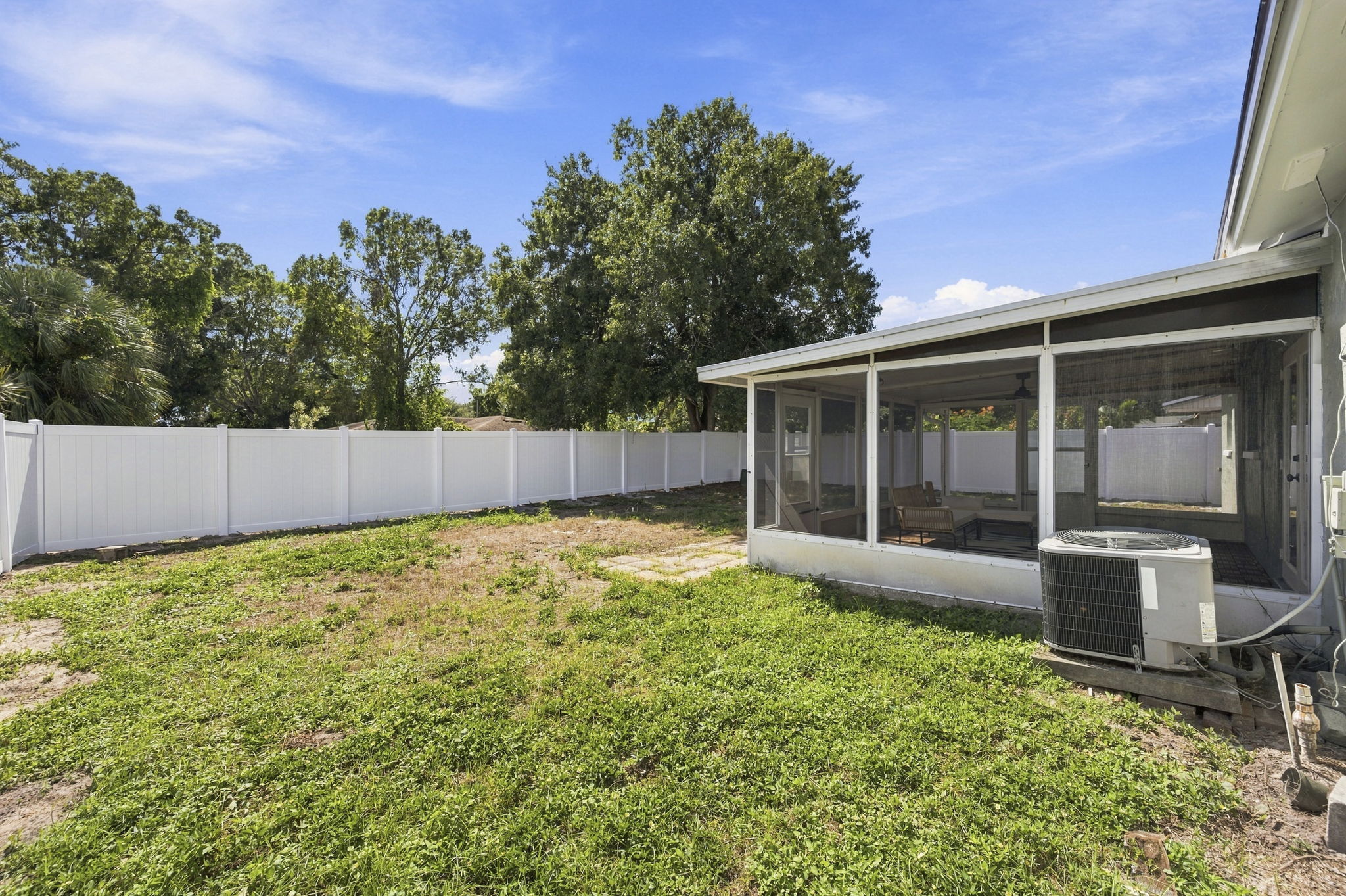 Rear Exteriors (5)