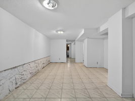  Photo 51