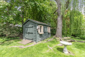  Photo 40