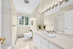Bedroom En suite #3