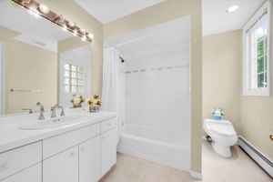 Bedroom En suite #4