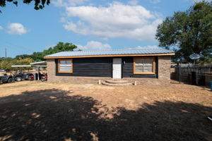  Photo 0