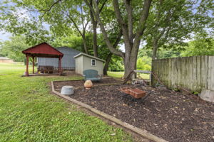  Photo 40
