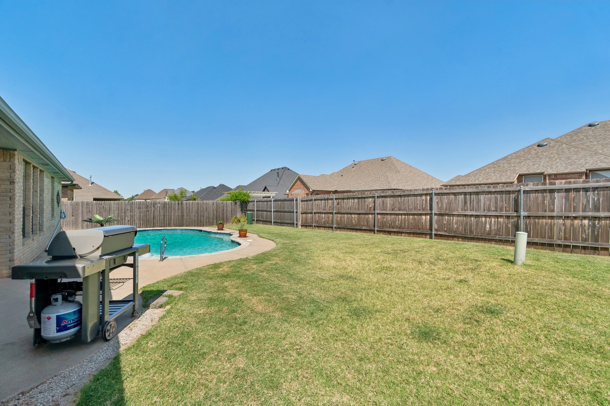 817 Tea Rose Dr_054.jpg