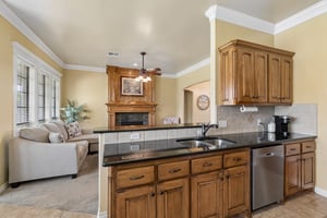 817 Tea Rose Dr_018.jpg