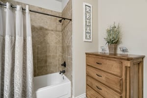 817 Tea Rose Dr_037.jpg