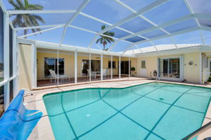 Large screened lanai & pool area