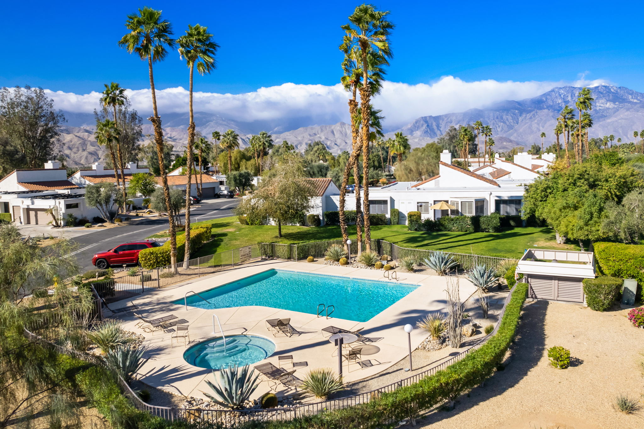 818 Inverness Dr, Rancho Mirage, CA 92270, USA Photo 7