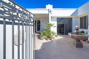 818 Inverness Dr, Rancho Mirage, CA 92270, USA Photo 12