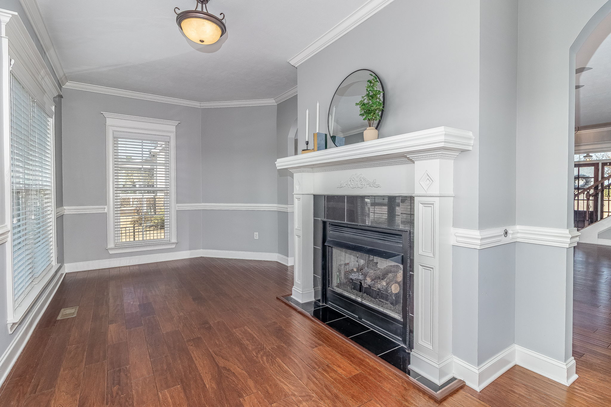 Sun Room W/Fireplace