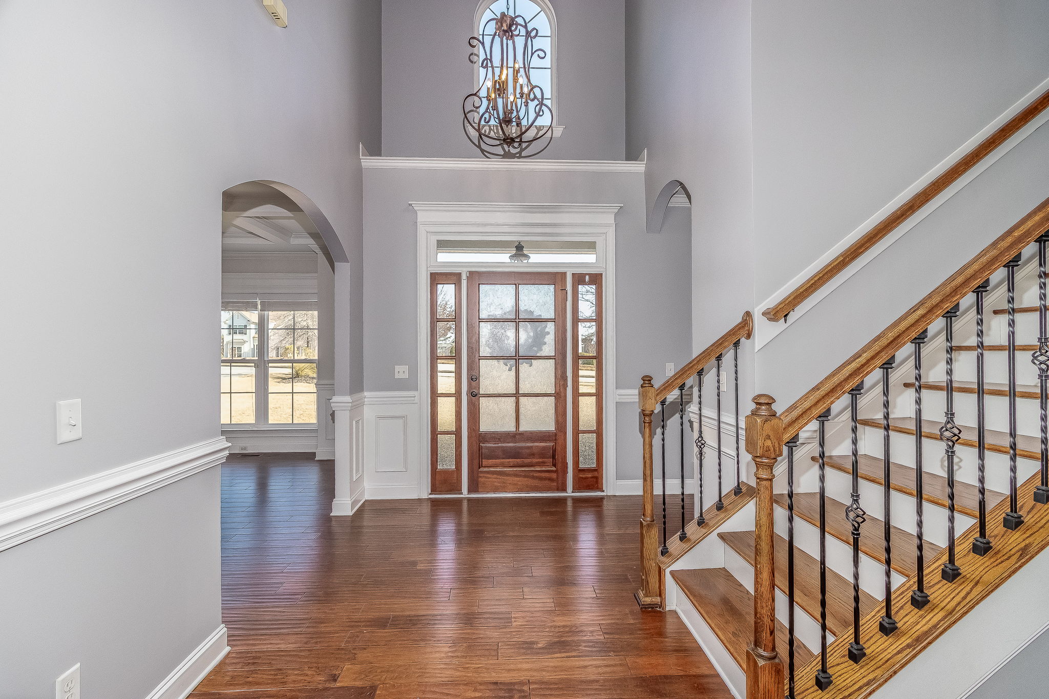 Entryway/Dining Room