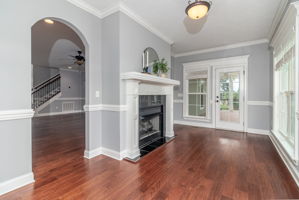 Sun Room W/Fireplace