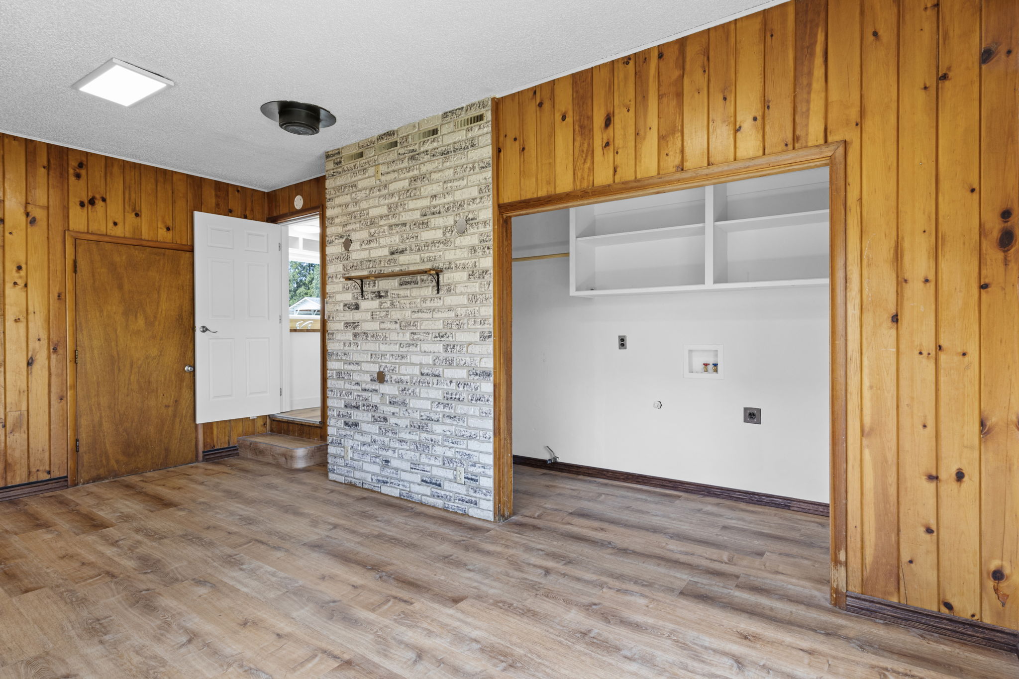  Photo 36