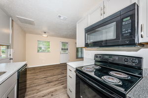 Kitchen 6
