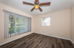 Living Room 4