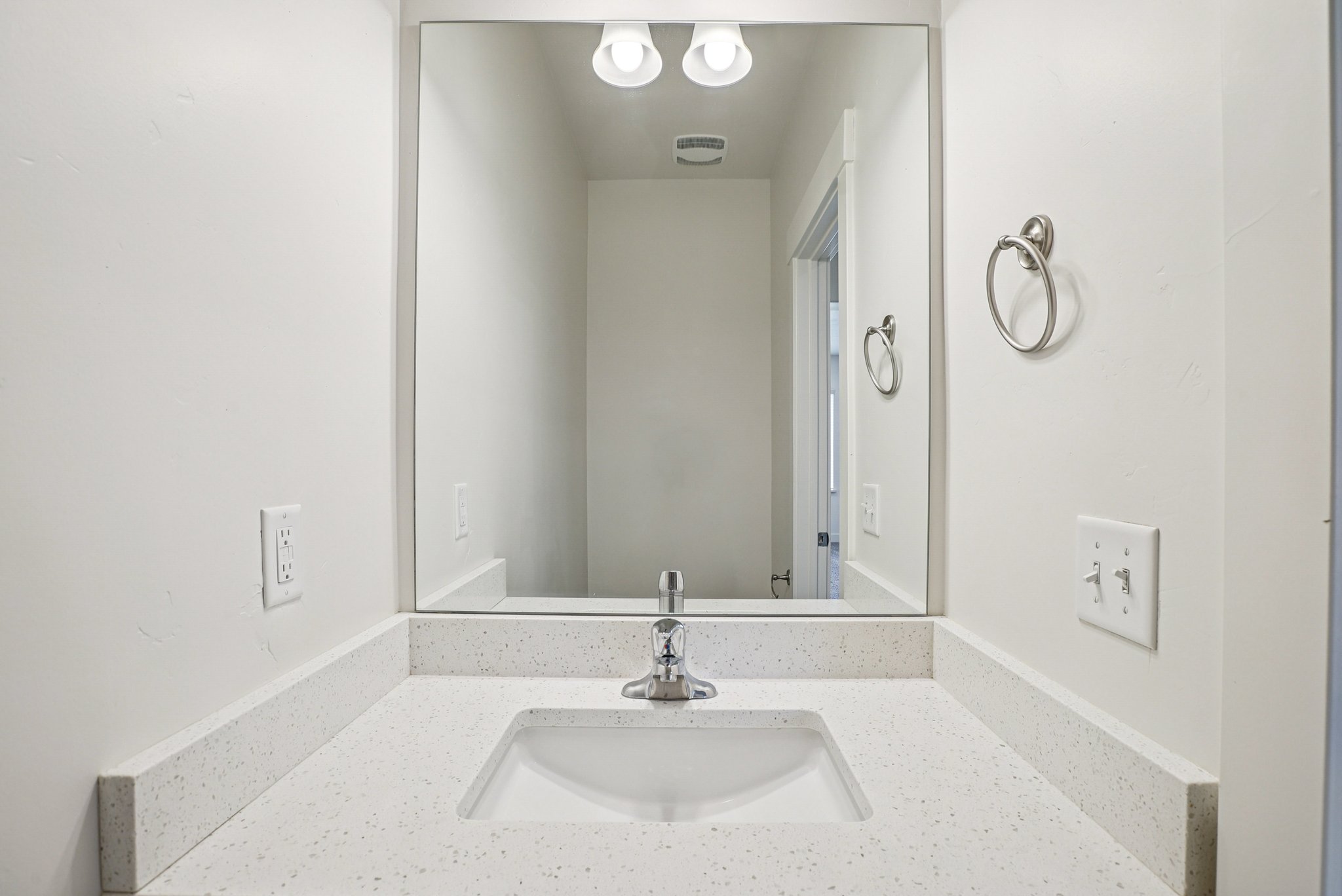 8185 N Jenks Ln 4-S1311-008.jpg