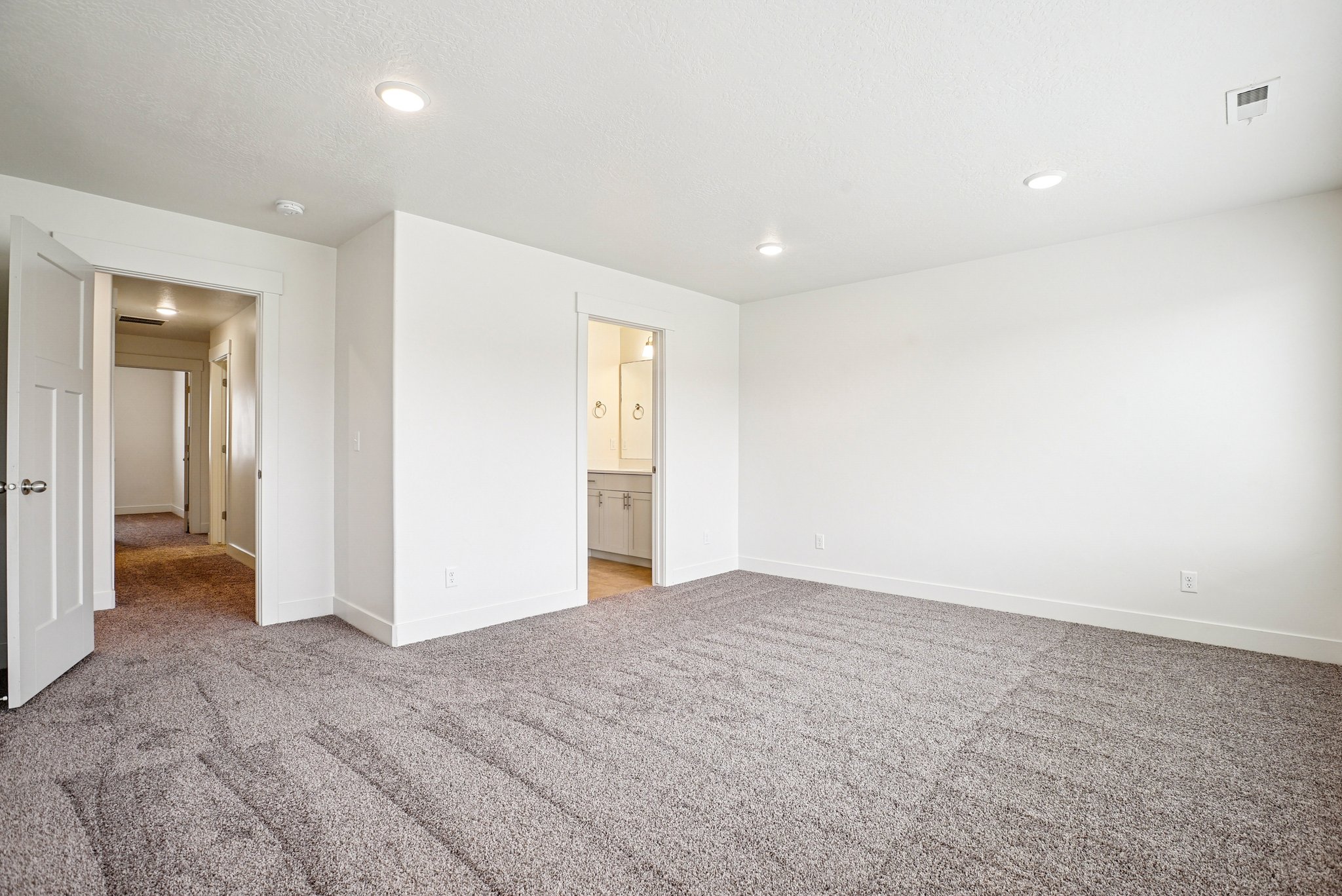 8185 N Jenks Ln 4-S1311-010.jpg