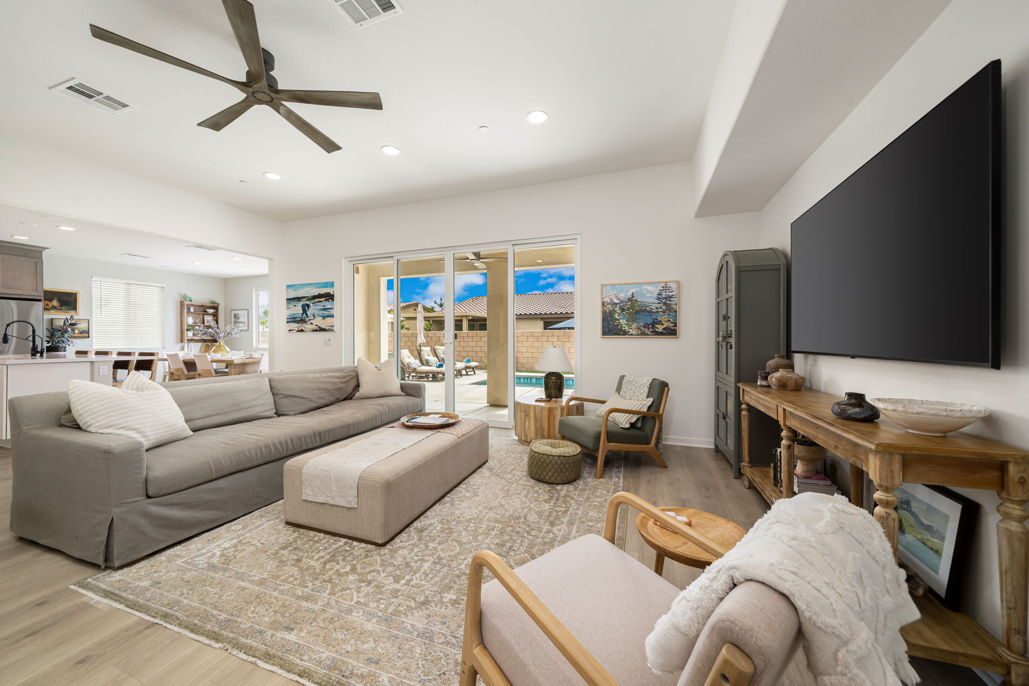 Family Room to Kitchen