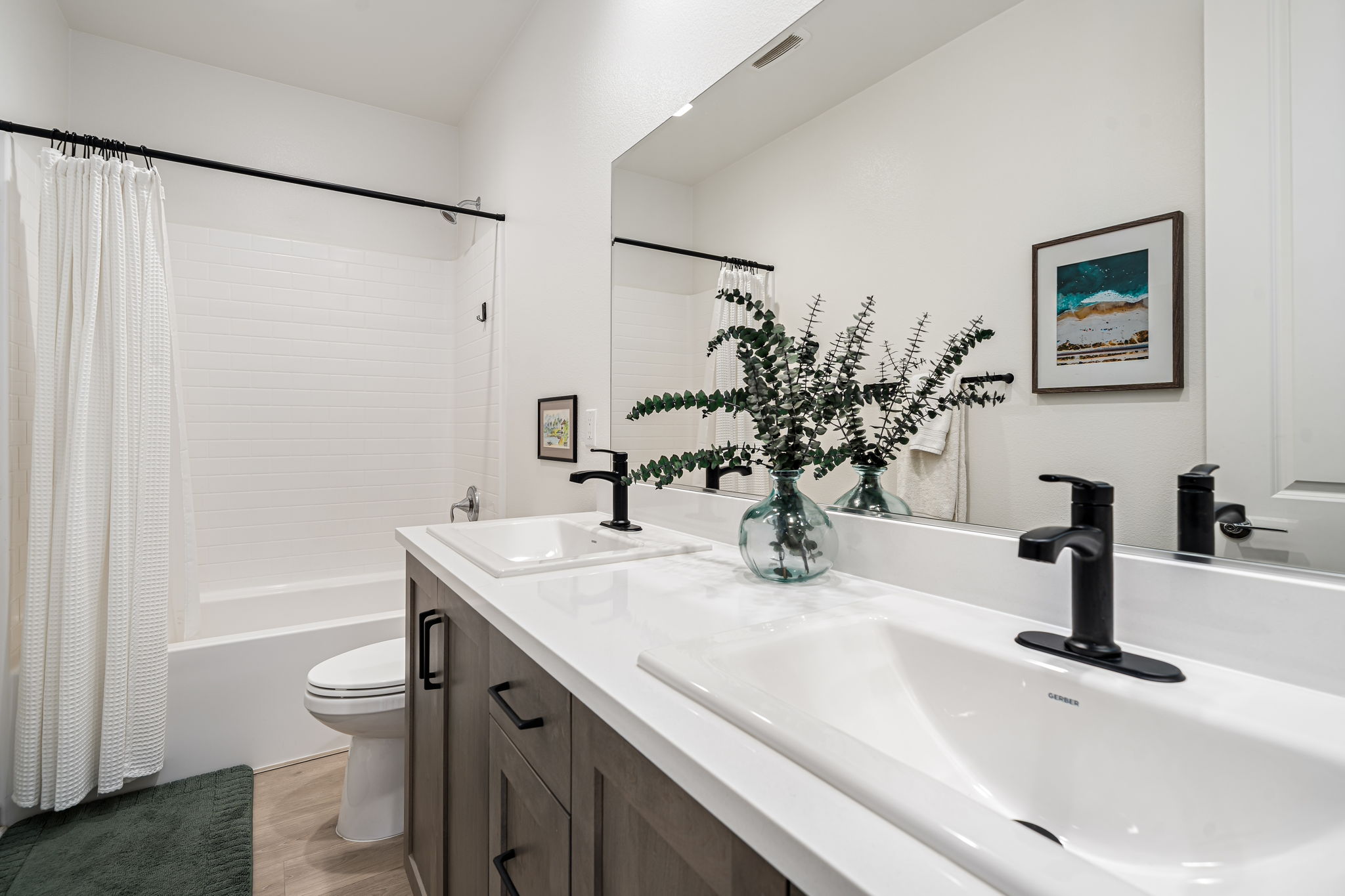 Second Full Bathroom