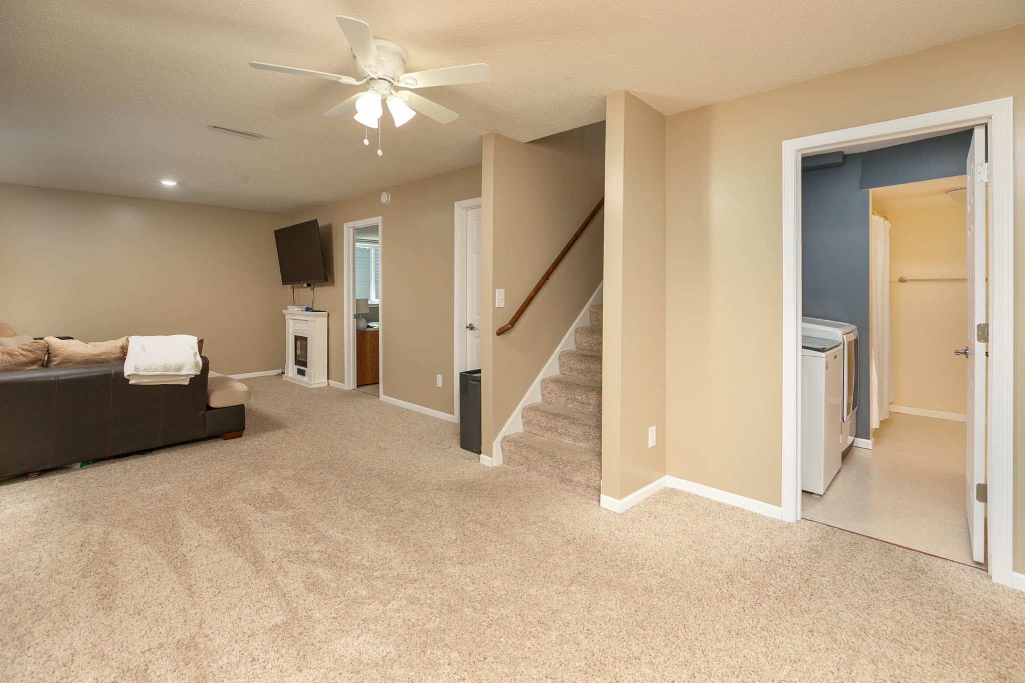 22-Family Room
