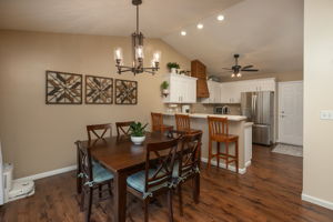 09-Dining Room