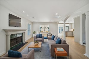 819 Azalea St, Houston, TX 77018_006 virtually staged.jpeg