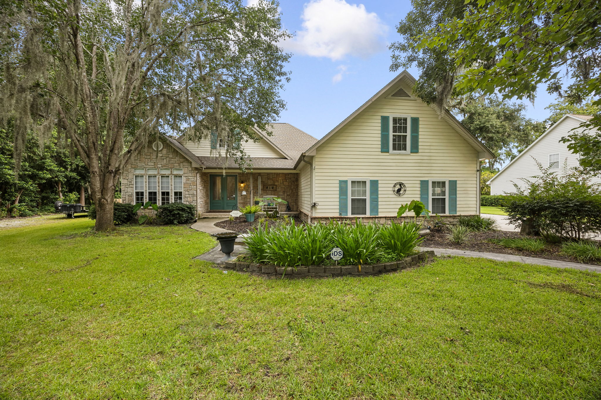 Welcome to 819 Baytree Cir