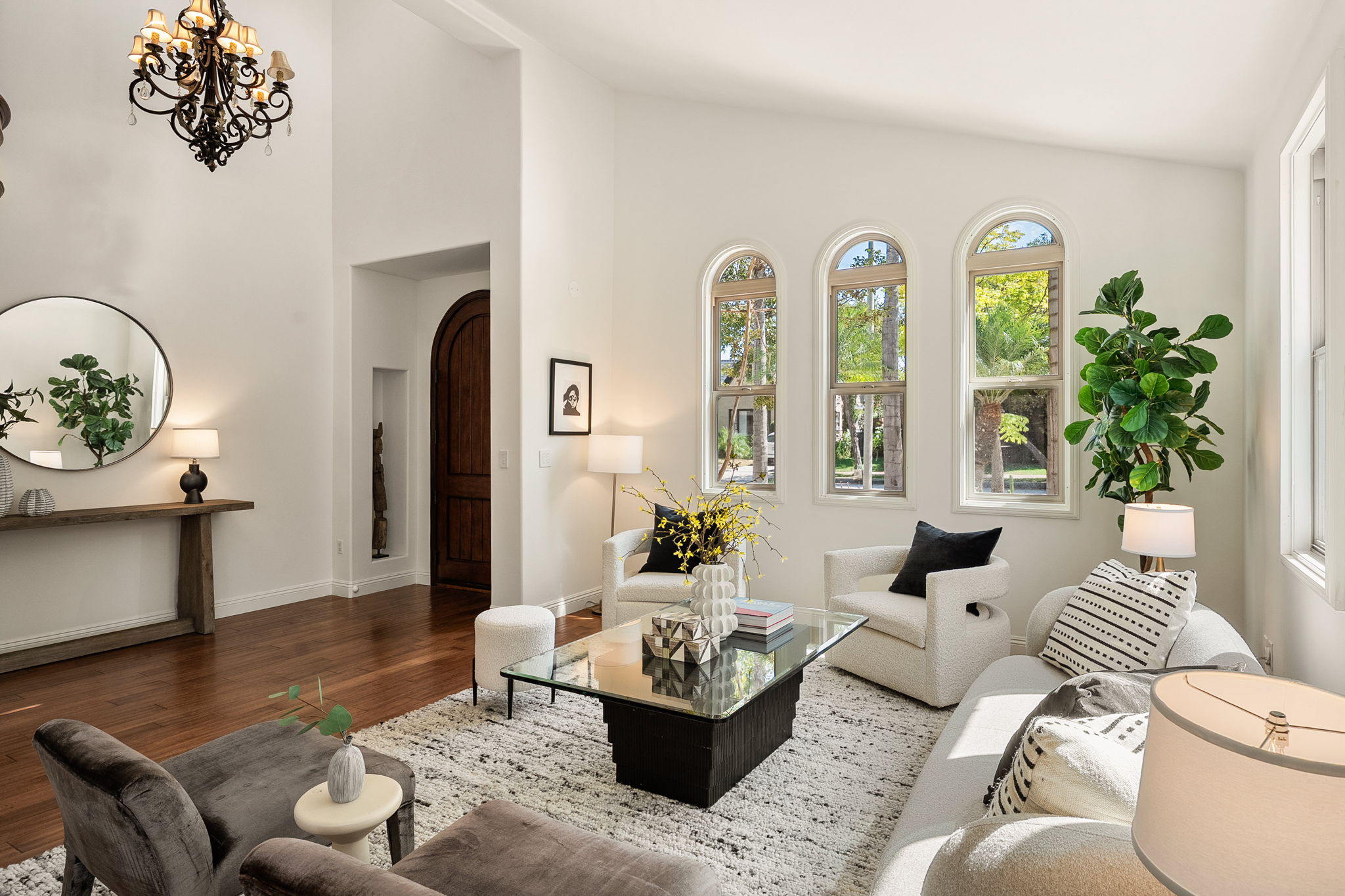 819 Cochrane Avenue-13