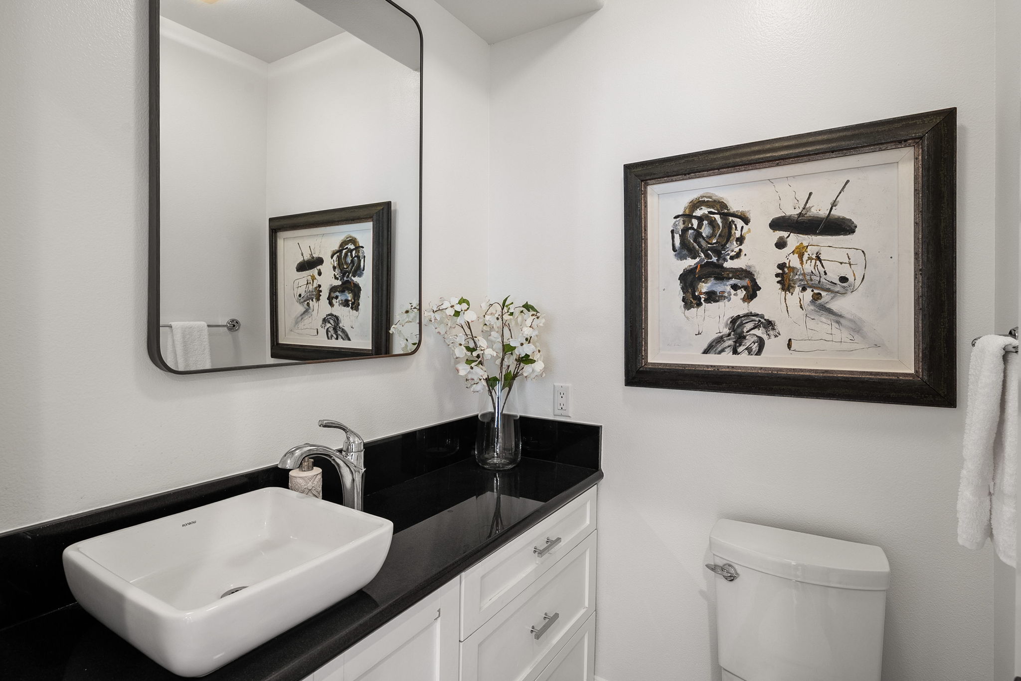 819 Cochrane Avenue-29