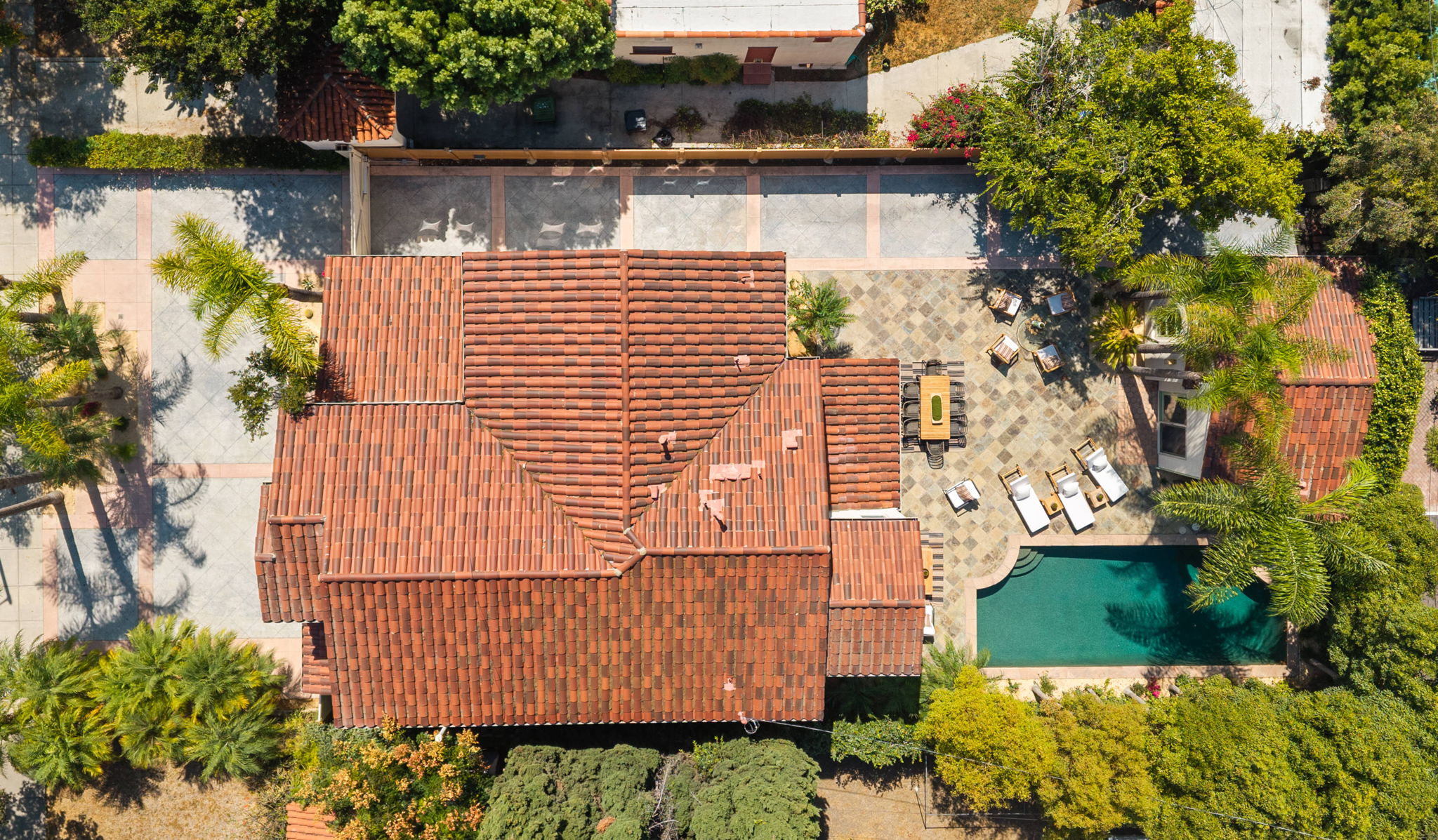 819 Cochrane Avenue-69