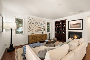 819 Cochrane Avenue-26