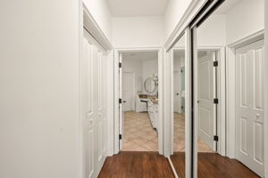 819 Cochrane Avenue-40