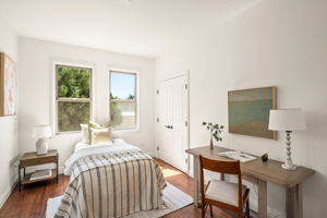 819 Cochrane Avenue-48