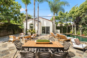 819 Cochrane Avenue-64