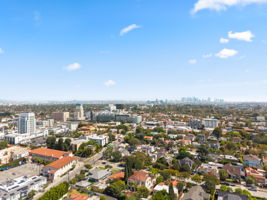 819 Cochrane Avenue-75