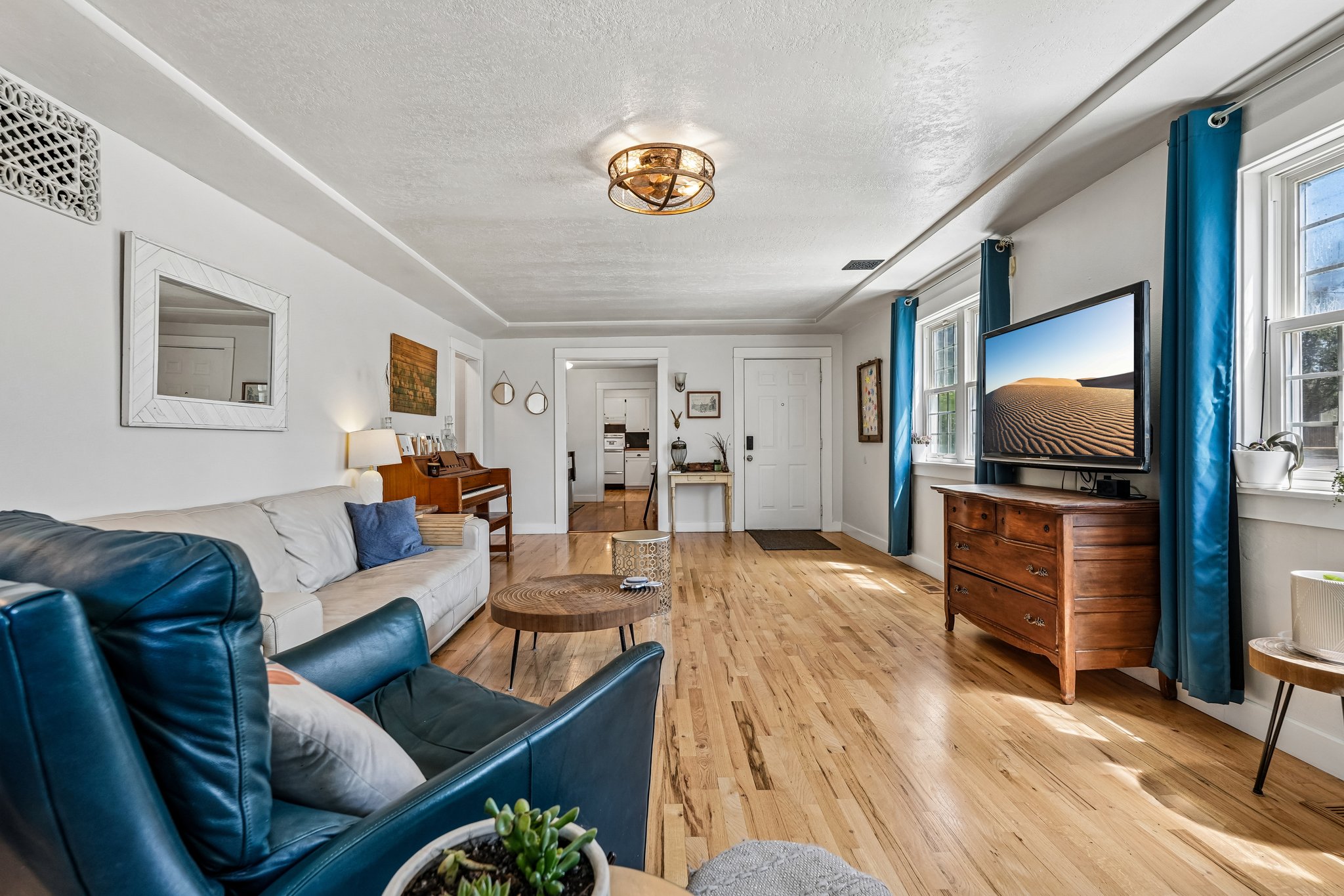 Sierra Vista Dr-S1407-010.jpg