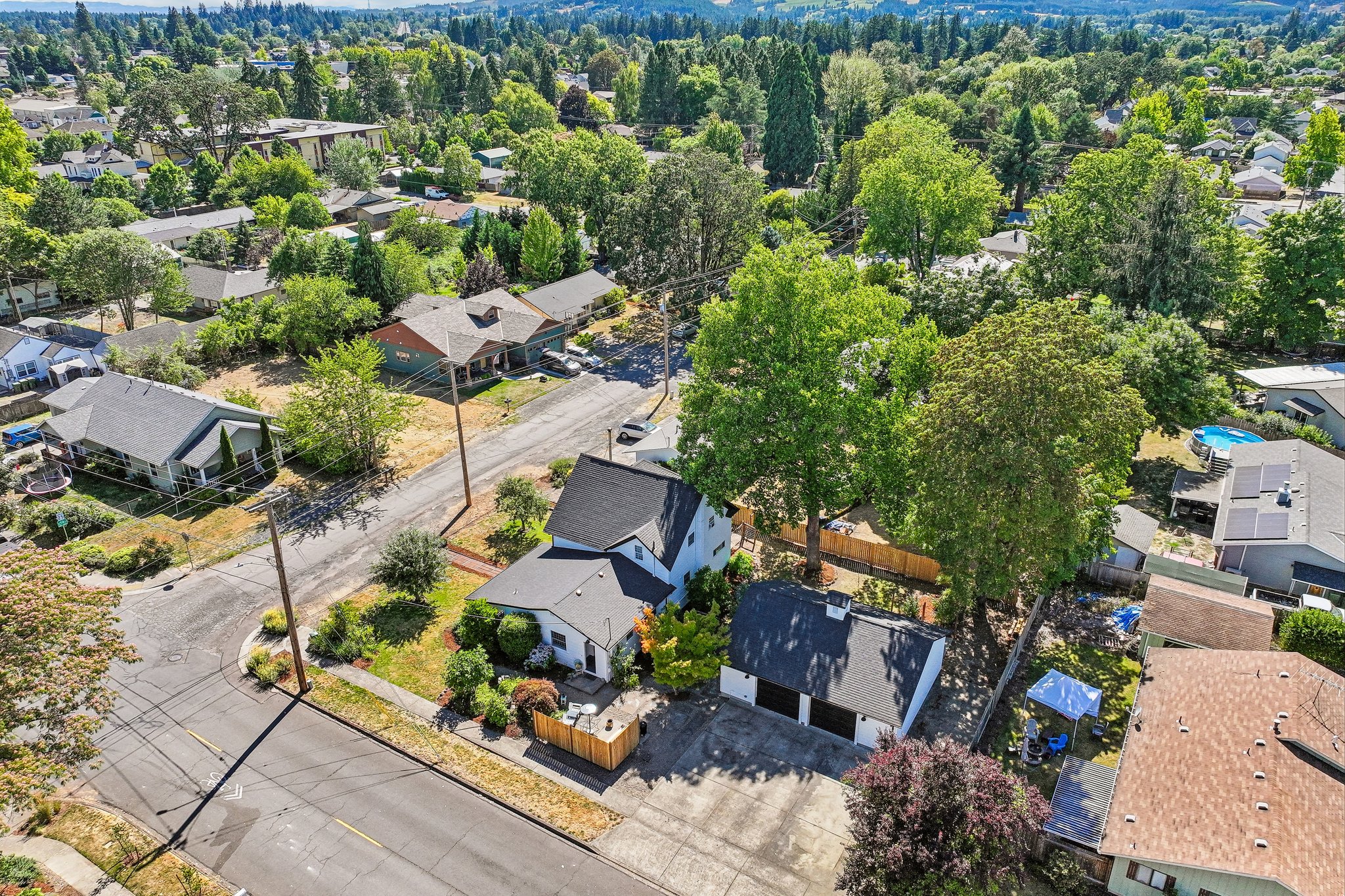 Sierra Vista Dr-S1407-059.jpg
