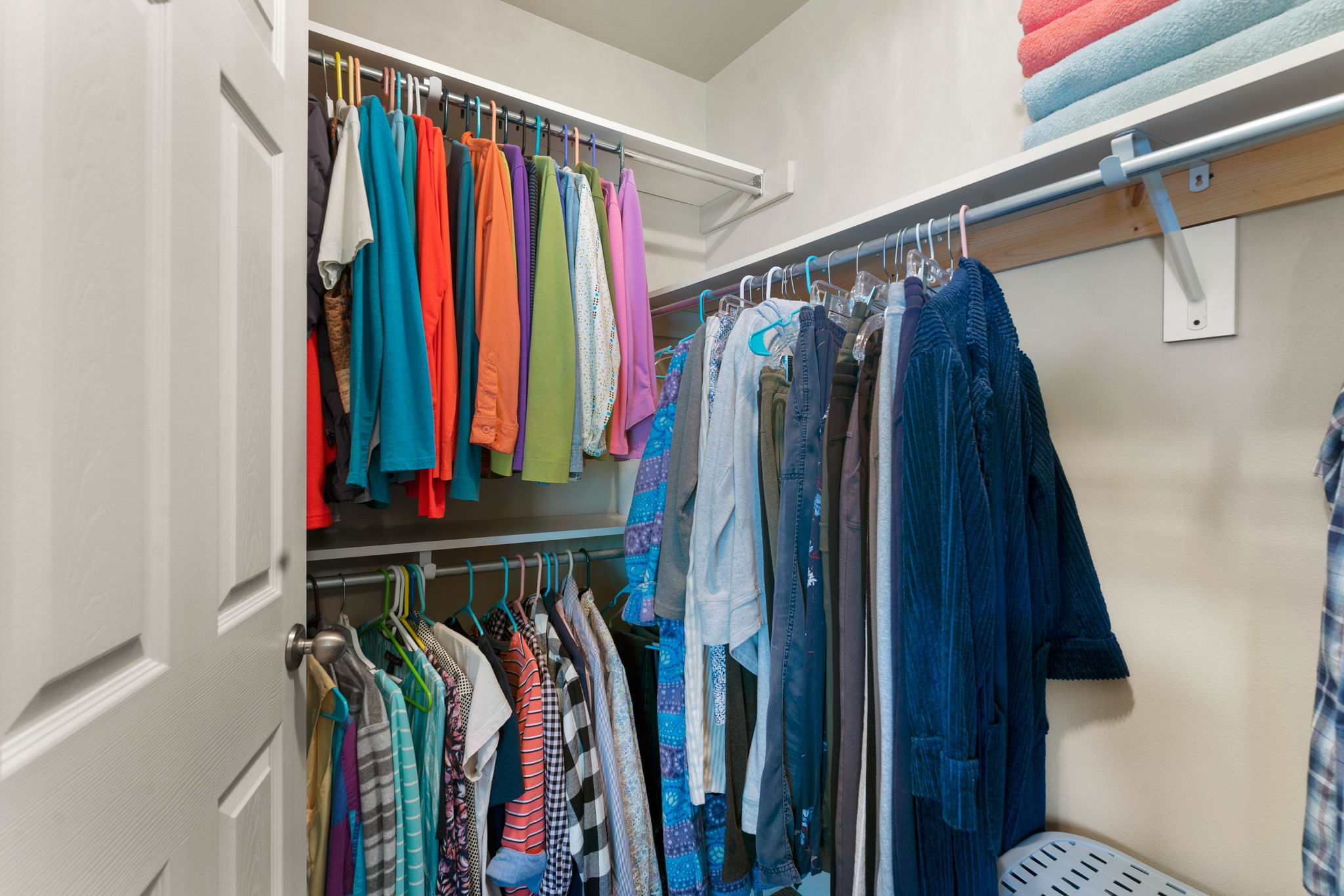 Walk-in closet