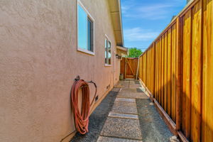 065_819 Wall St  Livermore