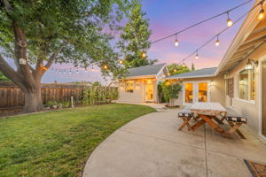 010_TWILIGHT_ 819 Wall St Livermore