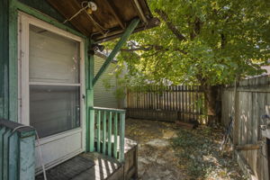  Photo 49