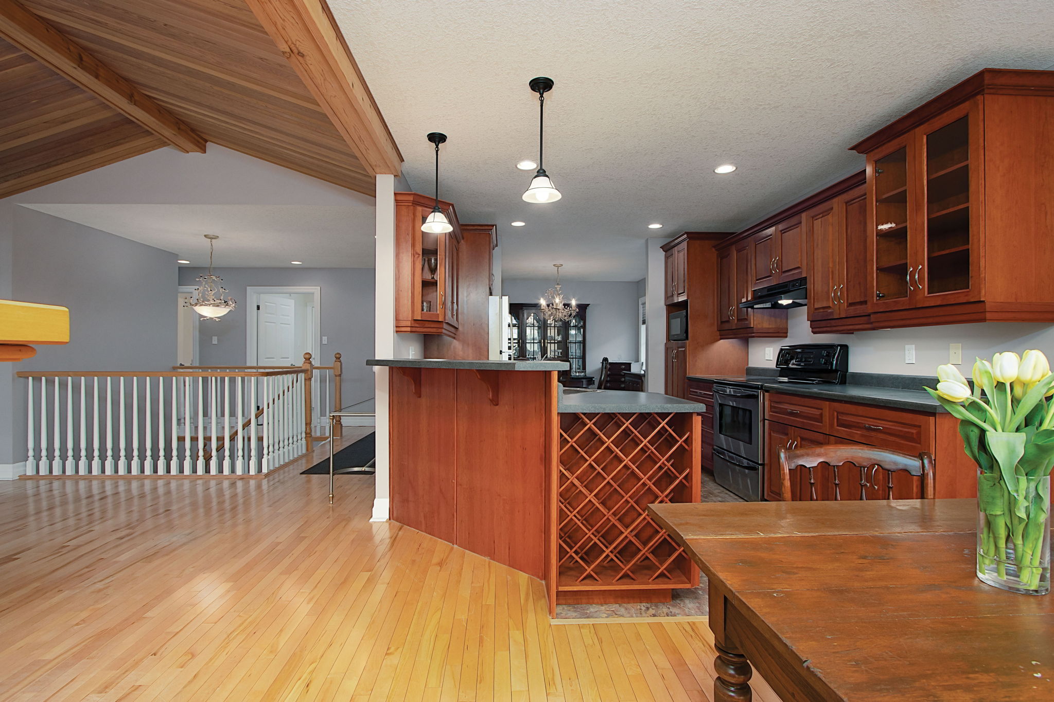 31 Kitchen