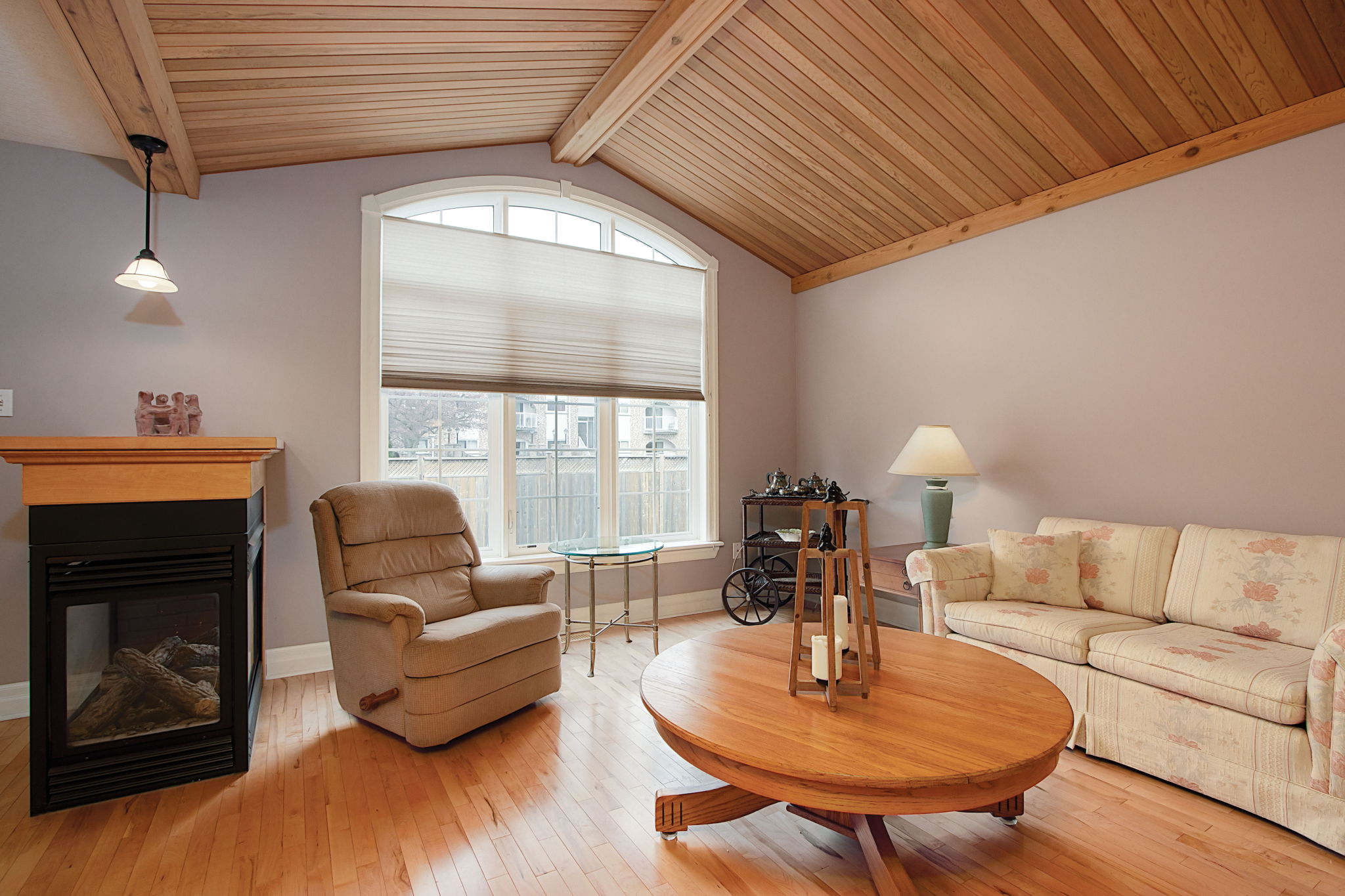 16 Living Room