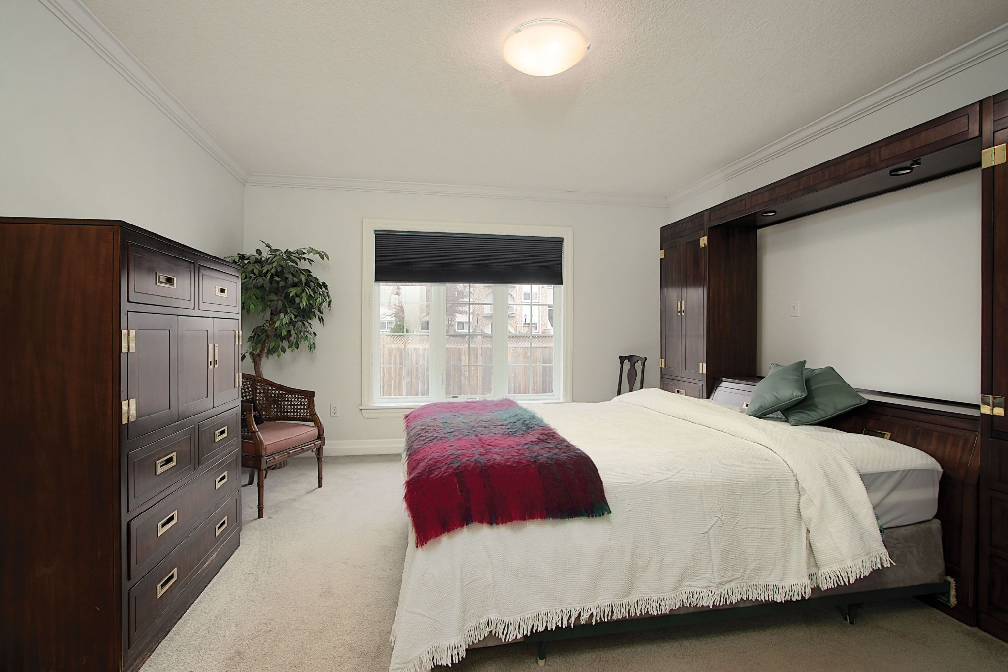 83 Primary Bedroom