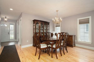 51 Dining Area