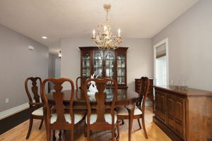 52 Dining Area